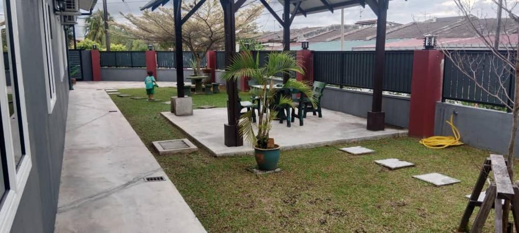 Weng Kong Homestay Slim River Rum bild