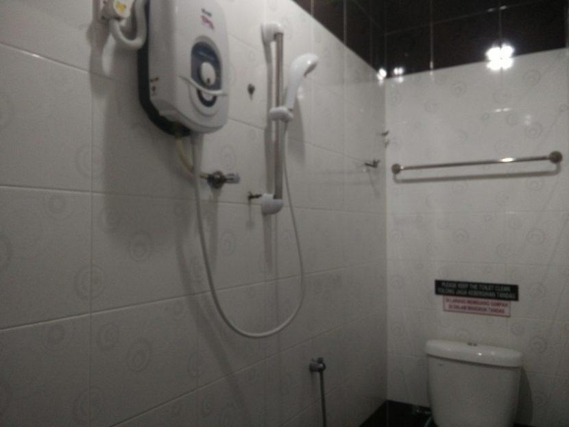 Weng Kong Homestay Slim River Exteriör bild