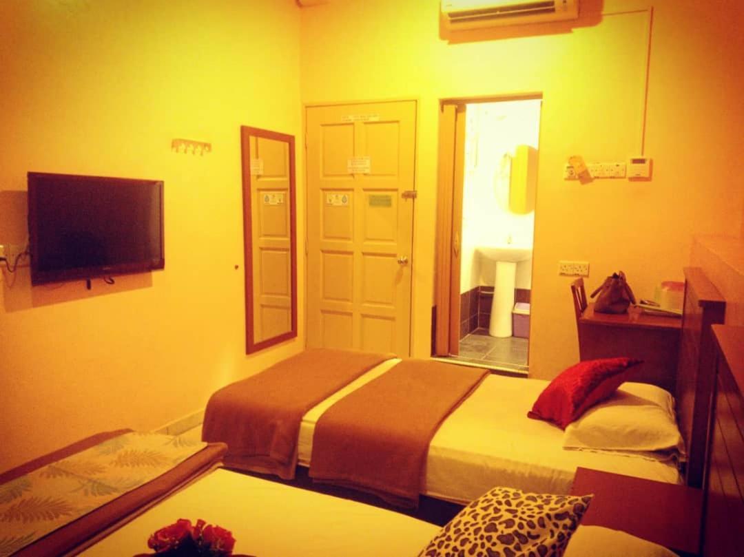 Weng Kong Homestay Slim River Exteriör bild